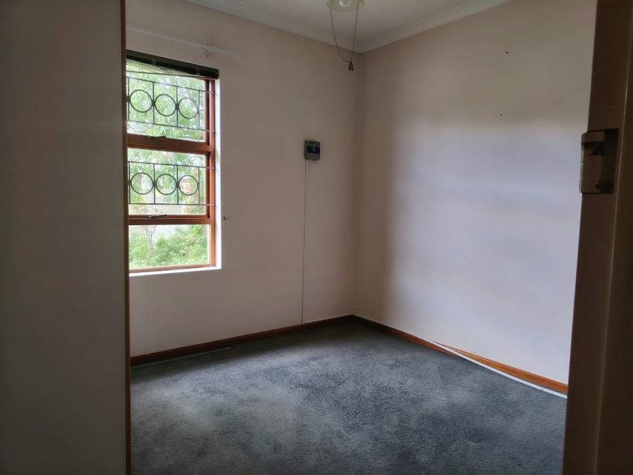 To Let 3 Bedroom Property for Rent in Twin Palms Western Cape